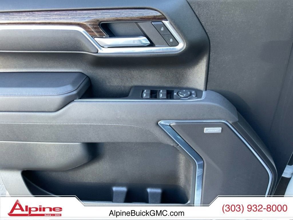 Used 2025 GMC Sierra 1500 Elevation w/ Elevation Premium Package AWD/4WD image 19