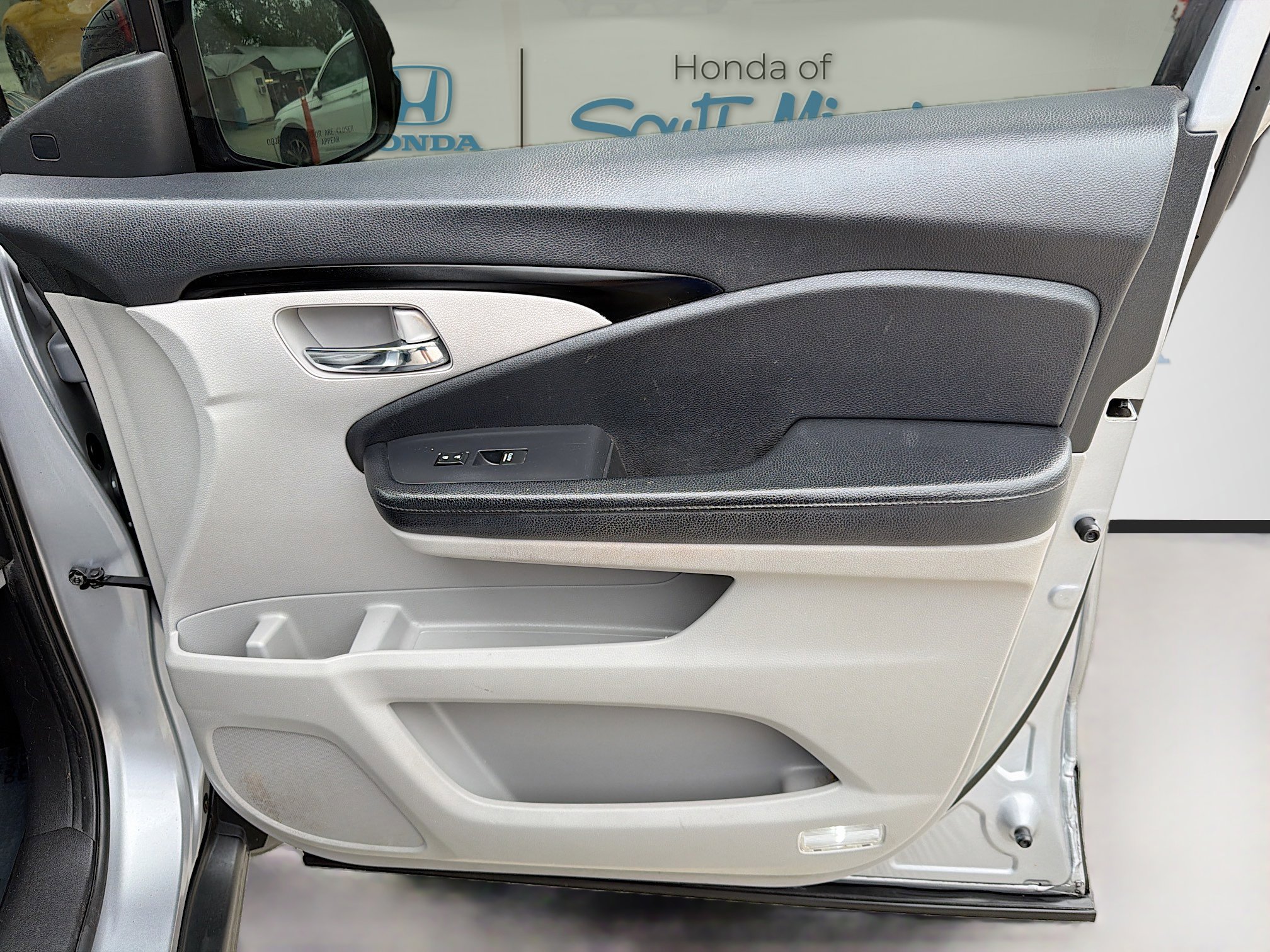 Used 2019 Honda Pilot Elite image 34