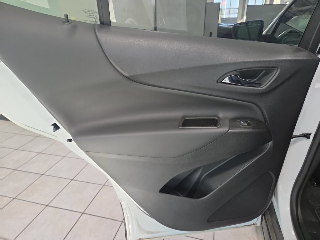 Used 2024 Chevrolet Equinox LT AWD/4WD image 25