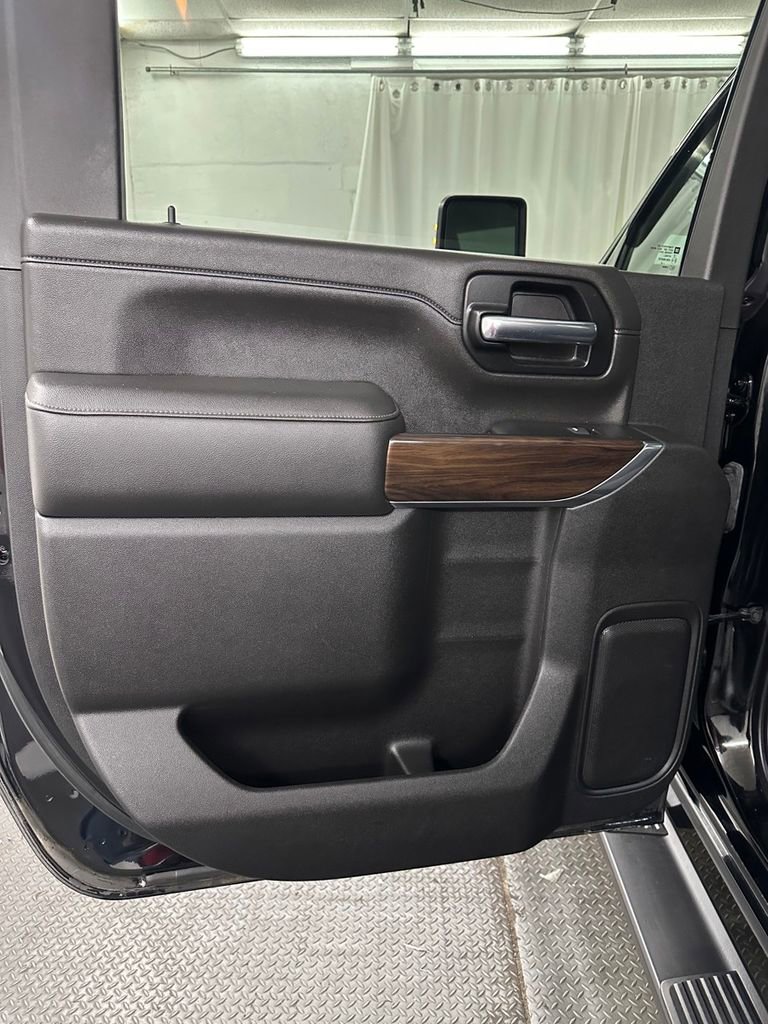 Used 2020 GMC Sierra 2500 SLT w/ SLT Premium Plus Package AWD/4WD image 24