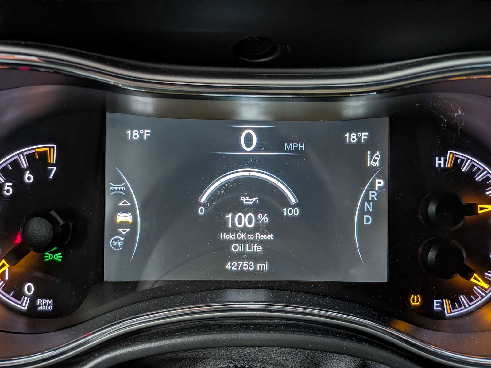 Used 2021 Jeep Grand Cherokee Laredo X image 32