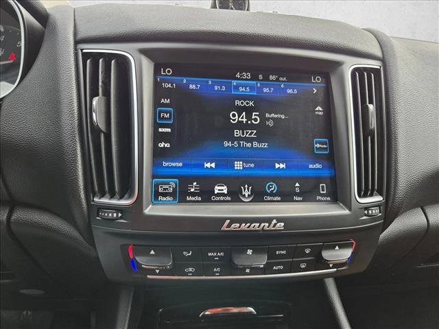 Used 2018 Maserati Levante AWD/4WD image 14