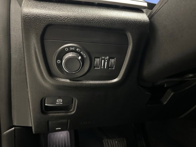 Used 2023 Jeep Grand Cherokee L Laredo w/ Luxury Tech Group I image 24