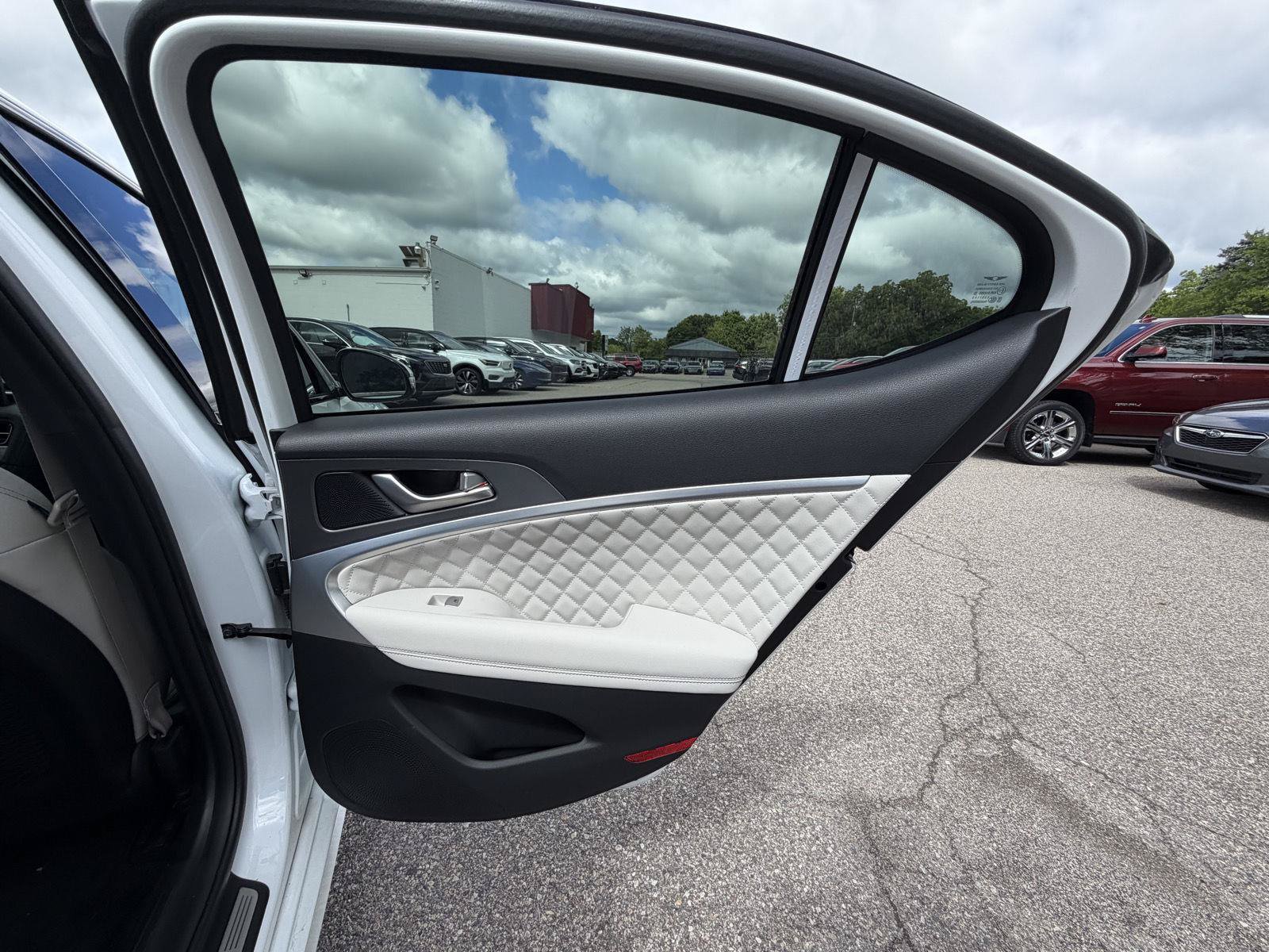Used 2025 Genesis G70 3.3T Advanced w/ Sport Prestige Package AWD/4WD image 29