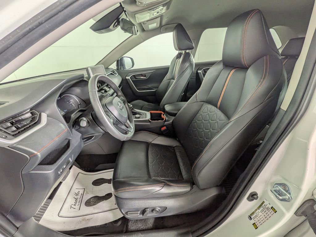 Used 2024 Toyota RAV4 Adventure image 16