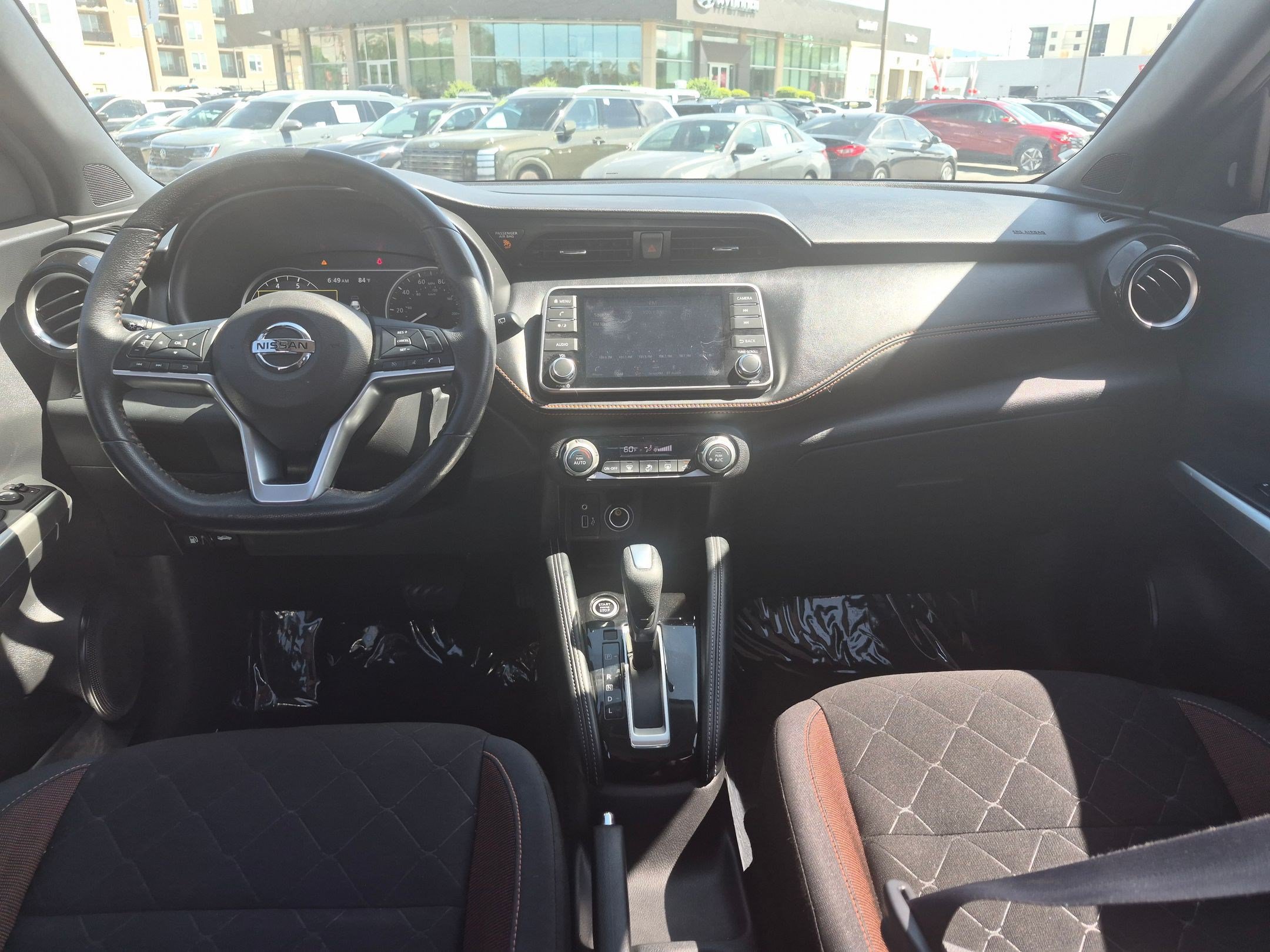 Used 2019 Nissan Kicks SR w/ Exterior Package FWD image 24