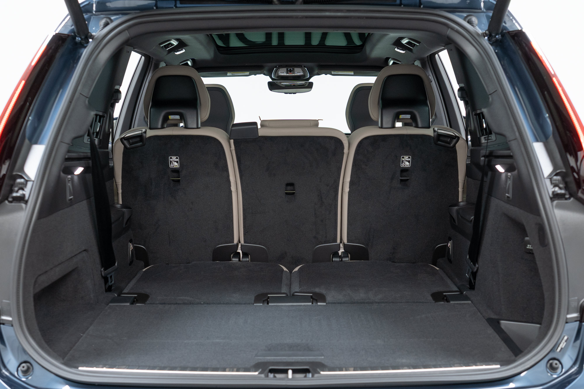 New 2026 Volvo XC90 B5 Plus w/ Protection Package AWD/4WD image 10