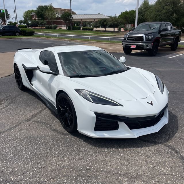 Used 2024 Chevrolet Corvette Z06 w/ Stealth Interior Trim Package RWD image 6