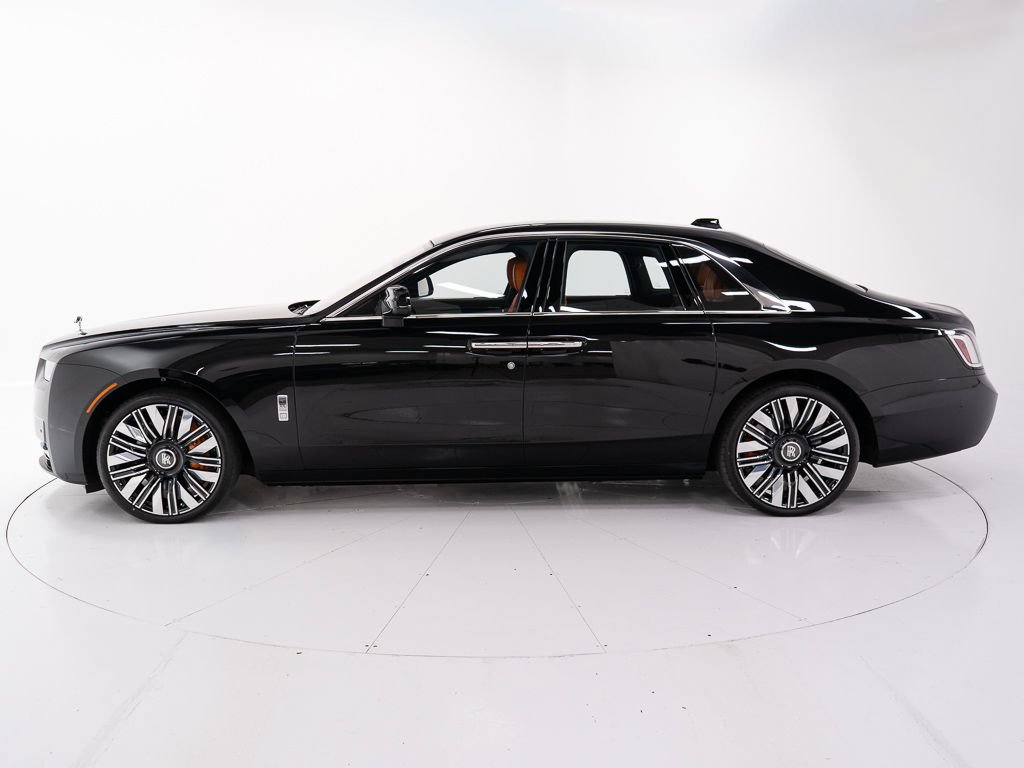 New 2027 Rolls-Royce Ghost AWD/4WD image 2