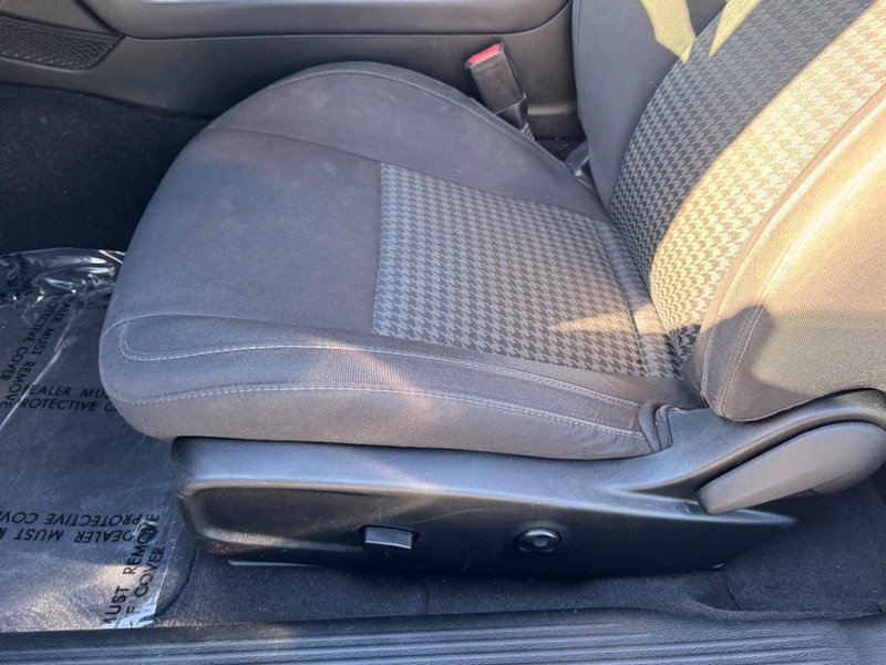 Used 2019 Dodge Challenger R/T RWD image 12