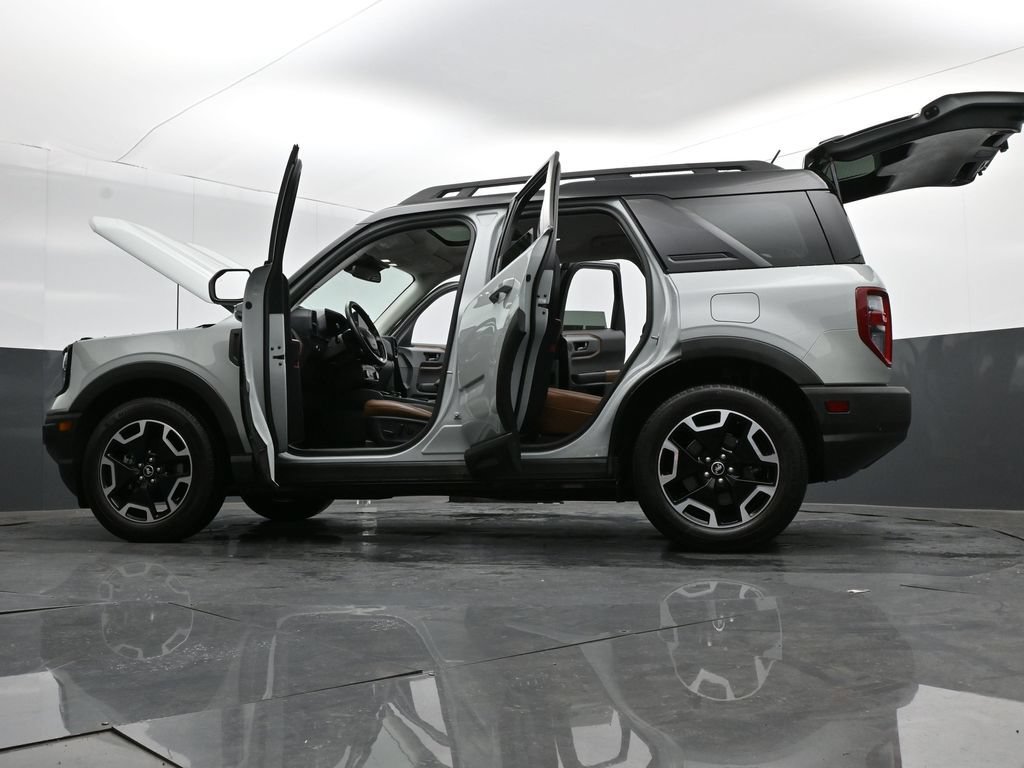 Used 2022 Ford Bronco Sport Outer Banks w/ Tech Package AWD/4WD image 37