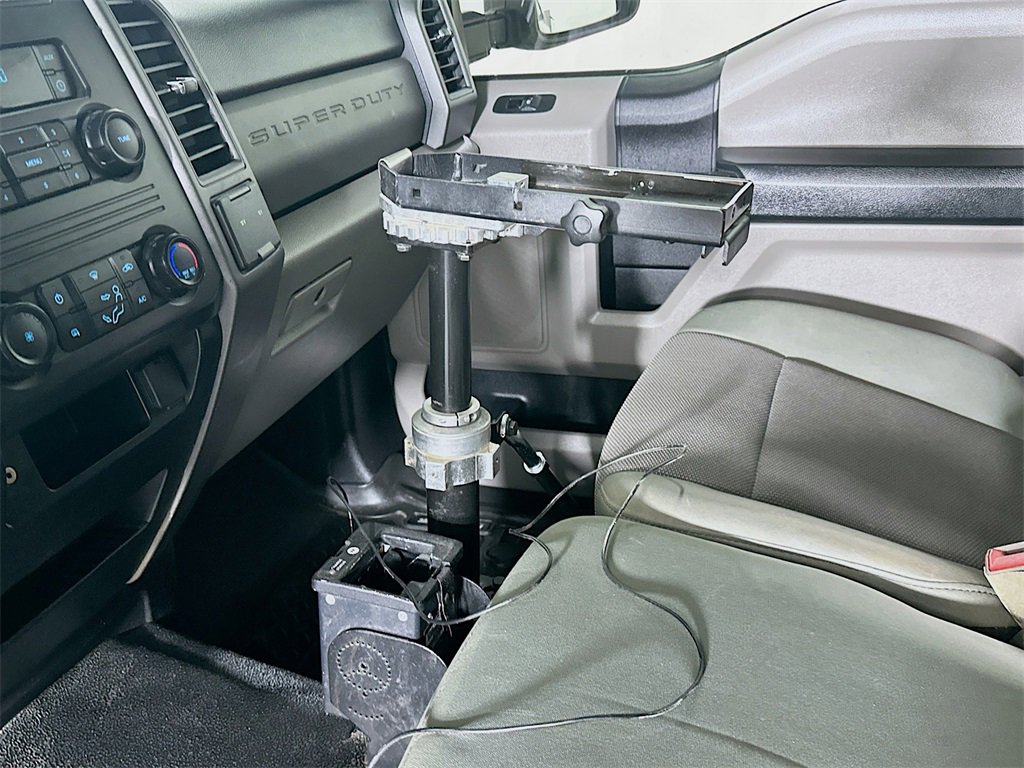 Used 2019 Ford F350 XL w/ Power Equipment Group image 41