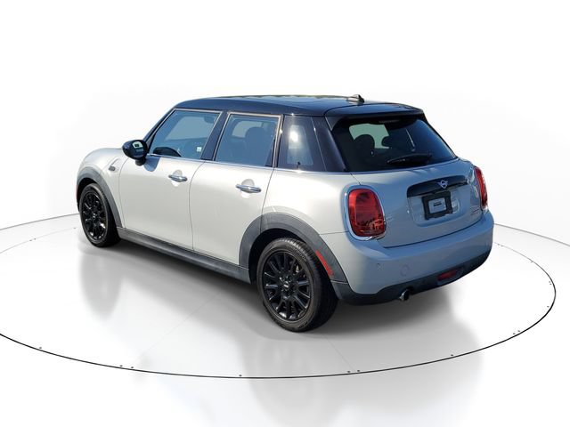 Used 2020 MINI Cooper 4-Door Hardtop FWD image 4