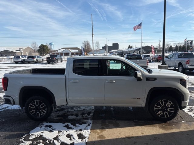 Used 2023 GMC Sierra 1500 AT4 w/ AT4 Preferred Package image 6