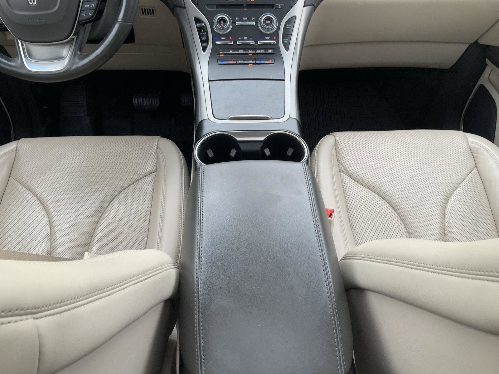 Used 2020 Lincoln Nautilus Reserve image 52