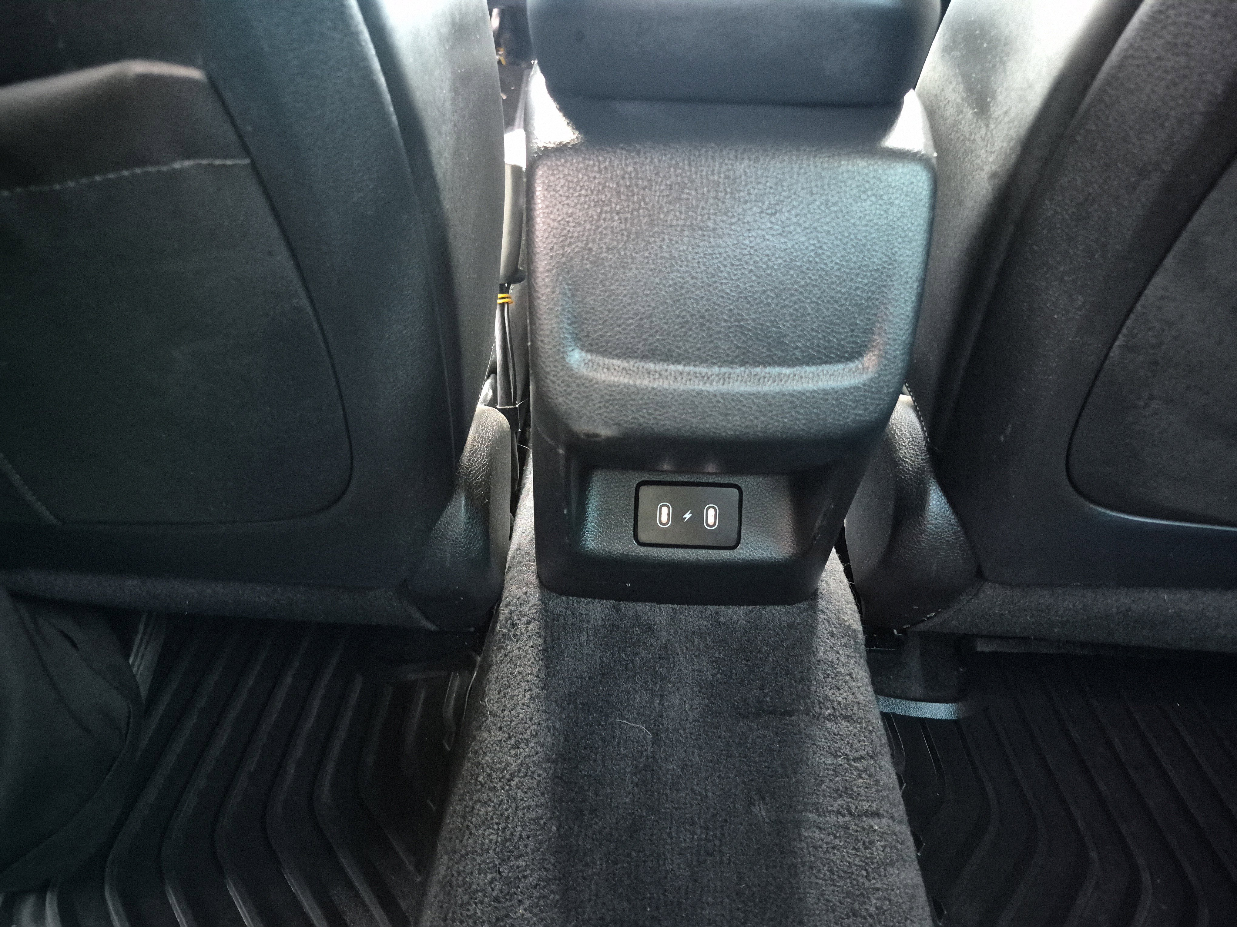 Used 2025 Kia K5 GT-Line w/ GT-Line Premium Package image 17