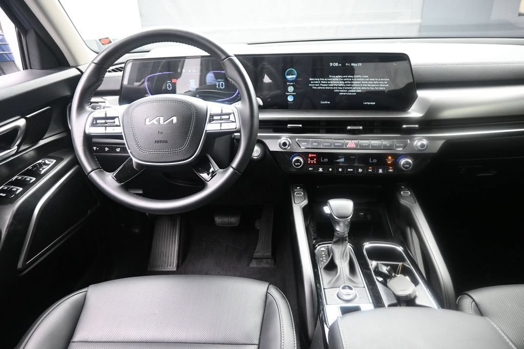 Used 2025 Kia Telluride S AWD/4WD image 9
