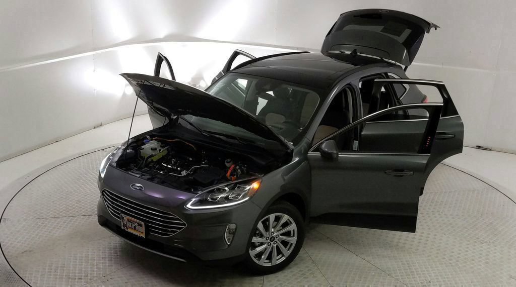 Used 2021 Ford Escape Titanium w/ Titanium Elite Package AWD/4WD image 69