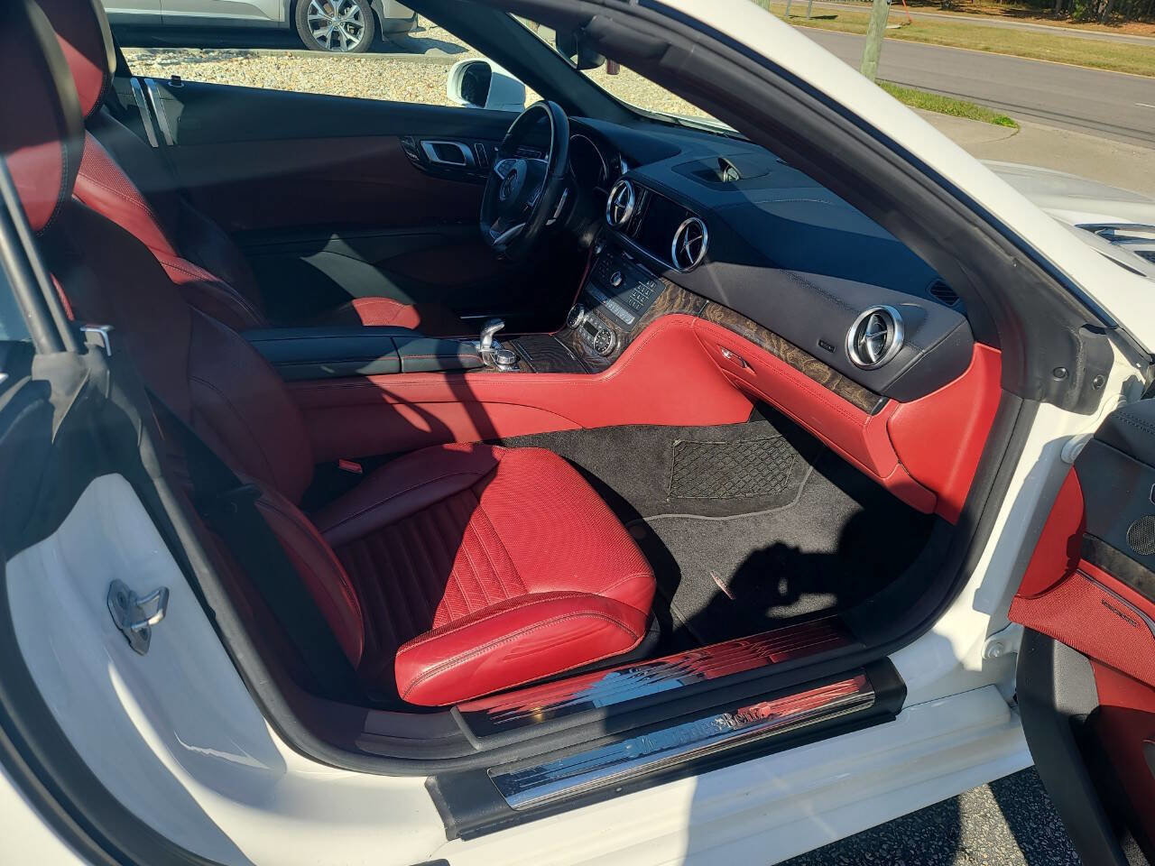 Used 2017 Mercedes-Benz SL 450 image 30