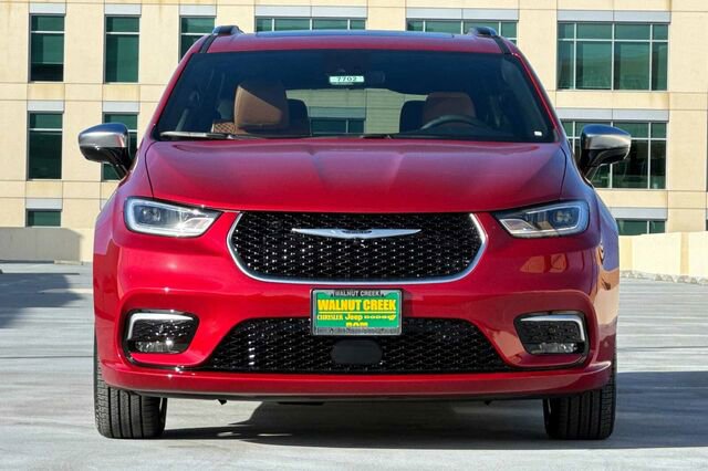 New 2026 Chrysler Pacifica Pinnacle image 6