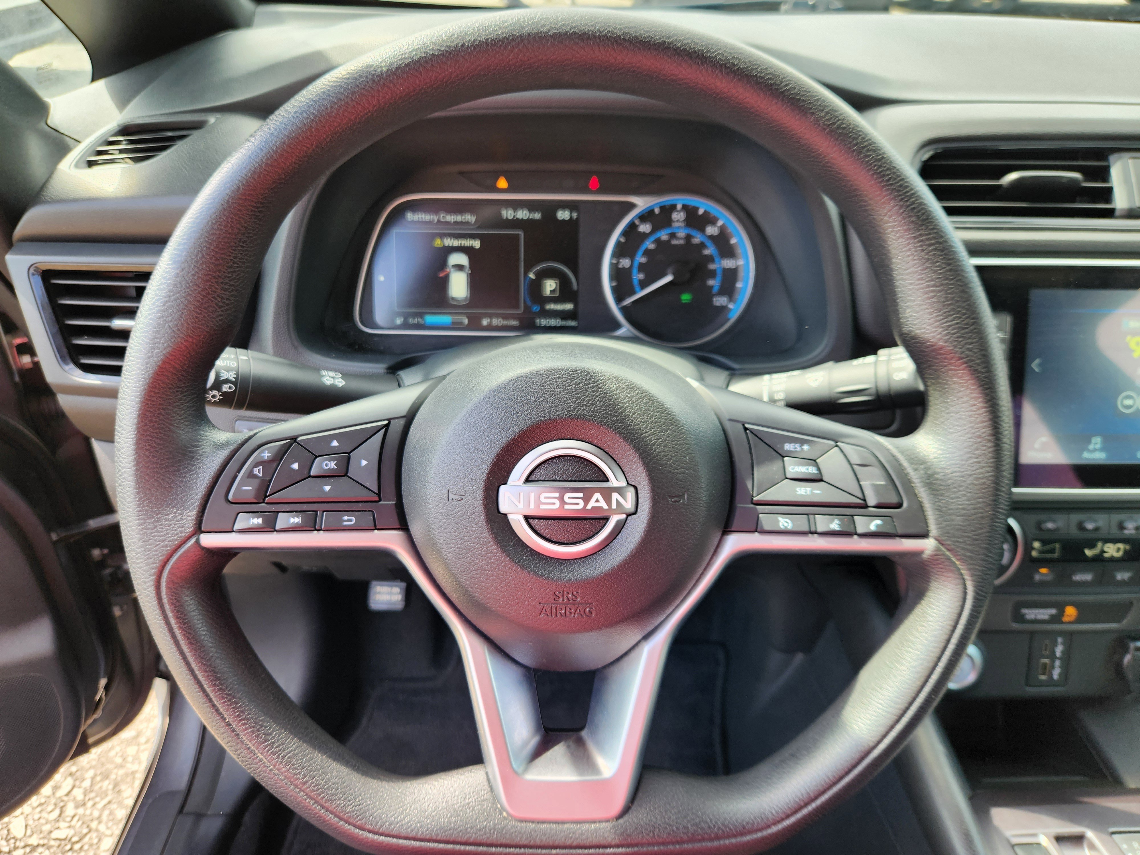 Used 2024 Nissan Leaf S image 9