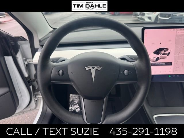 Used 2021 Tesla Model 3 Standard Range Plus RWD image 2