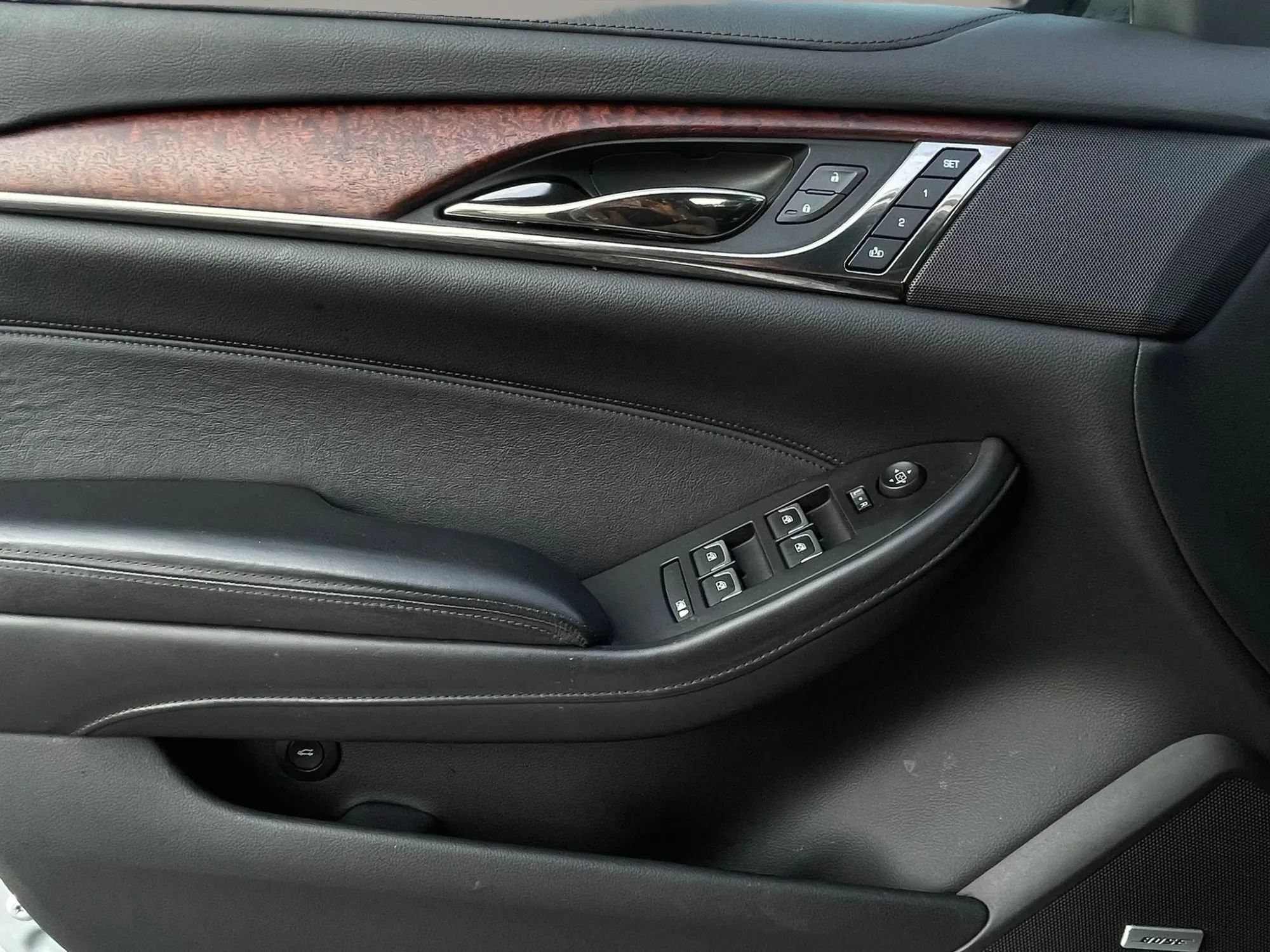 Used 2019 Cadillac CTS Luxury RWD image 40