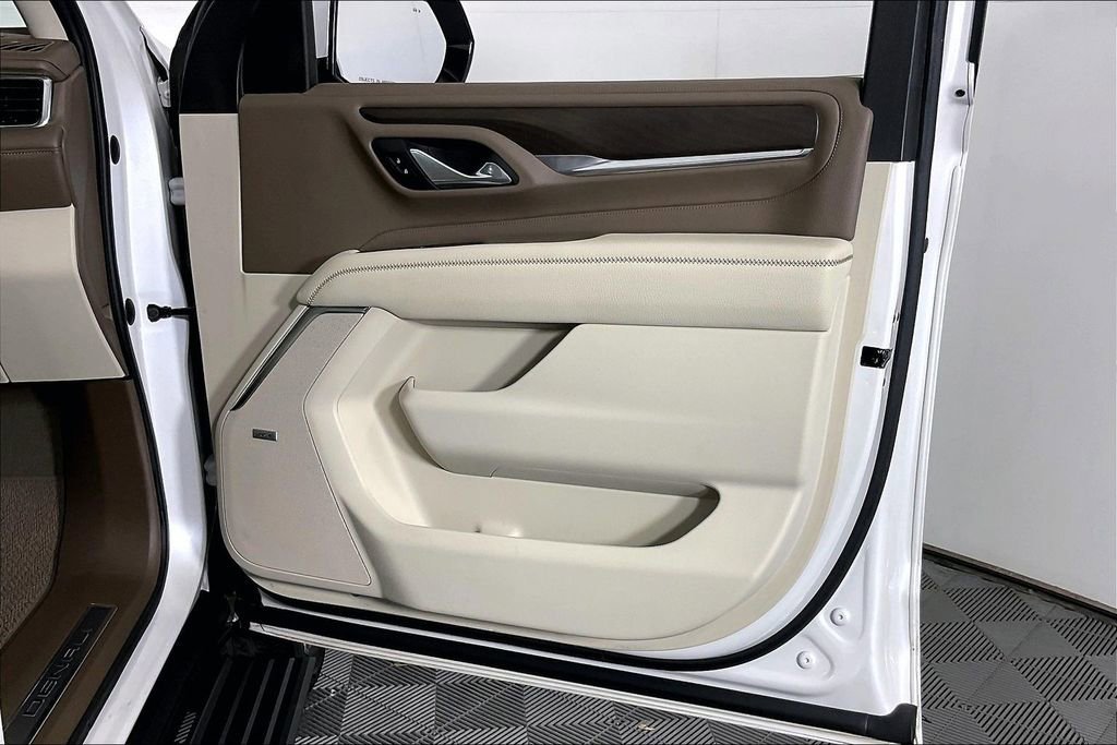 Used 2021 GMC Yukon Denali w/ Denali Ultimate Package image 26
