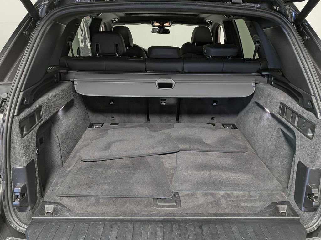 Used 2021 BMW X5 xDrive40i w/ Premium Package image 50