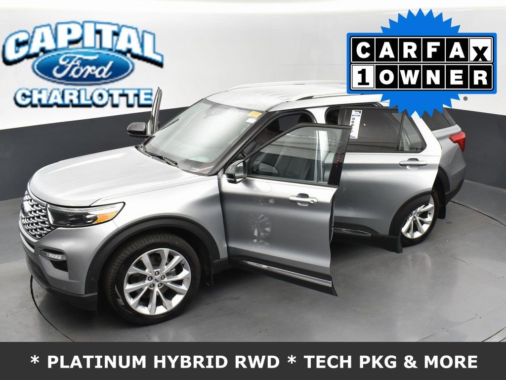 Used 2023 Ford Explorer Platinum w/ Technology Package image 39
