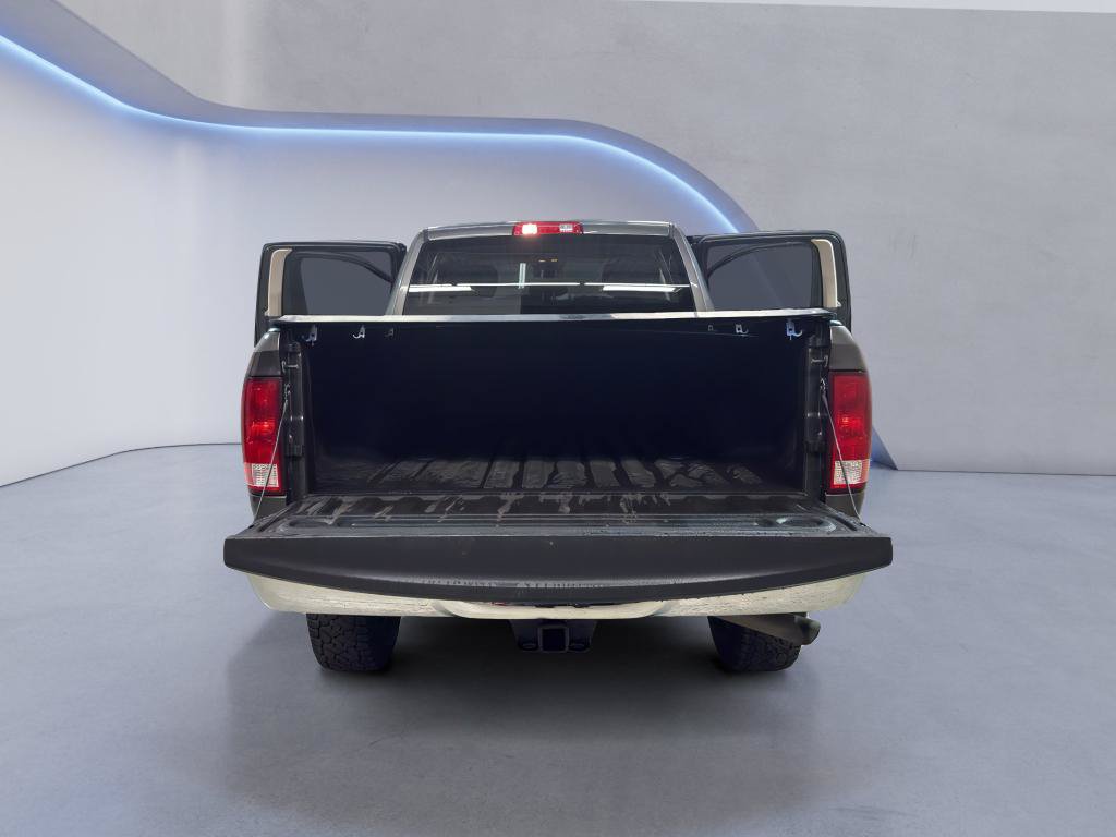 Used 2018 RAM 2500 Tradesman w/ Chrome Appearance Group AWD/4WD image 13