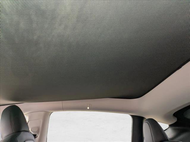 Used 2024 Tesla Model Y Long Range RWD image 21
