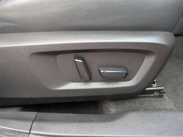 Used 2023 Mitsubishi Outlander SE image 36