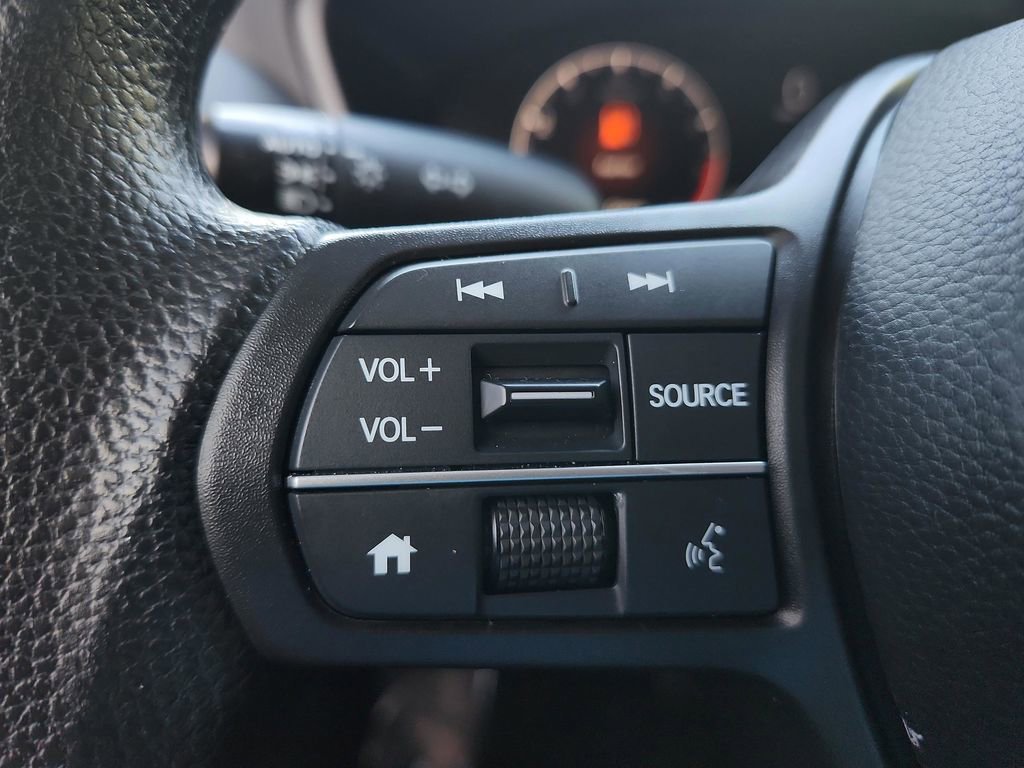 Used 2023 Honda HR-V LX image 28