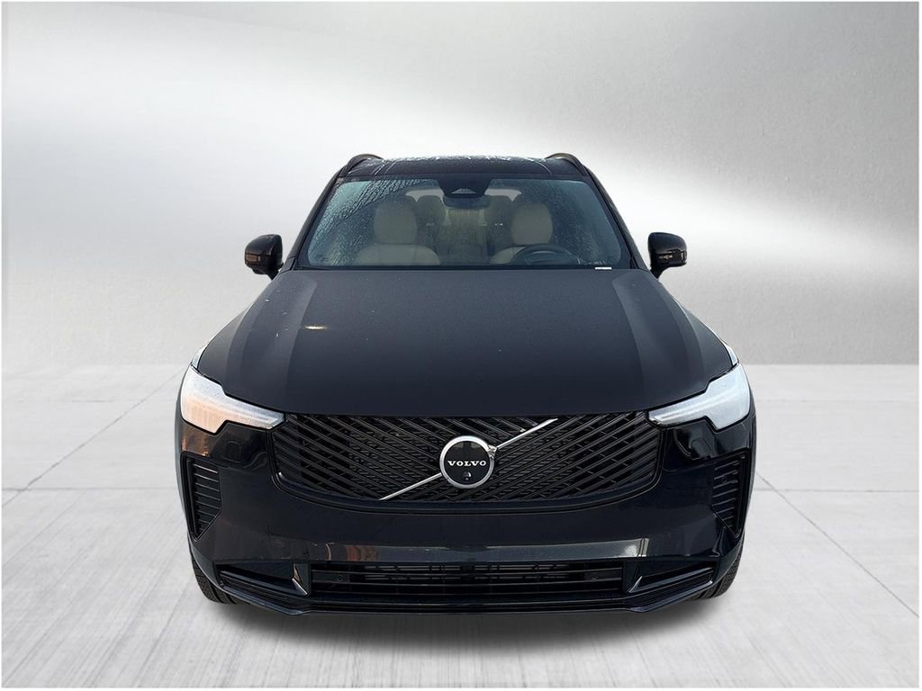 New 2026 Volvo XC90 B6 Ultra w/ Protection Package Premier image 2