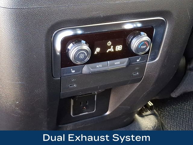 Used 2025 GMC Yukon XL Denali AWD/4WD image 22