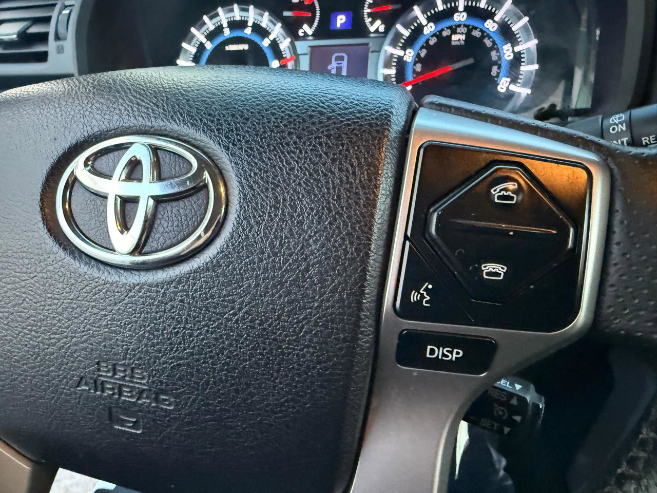 Used 2015 Toyota 4Runner SR5 image 38