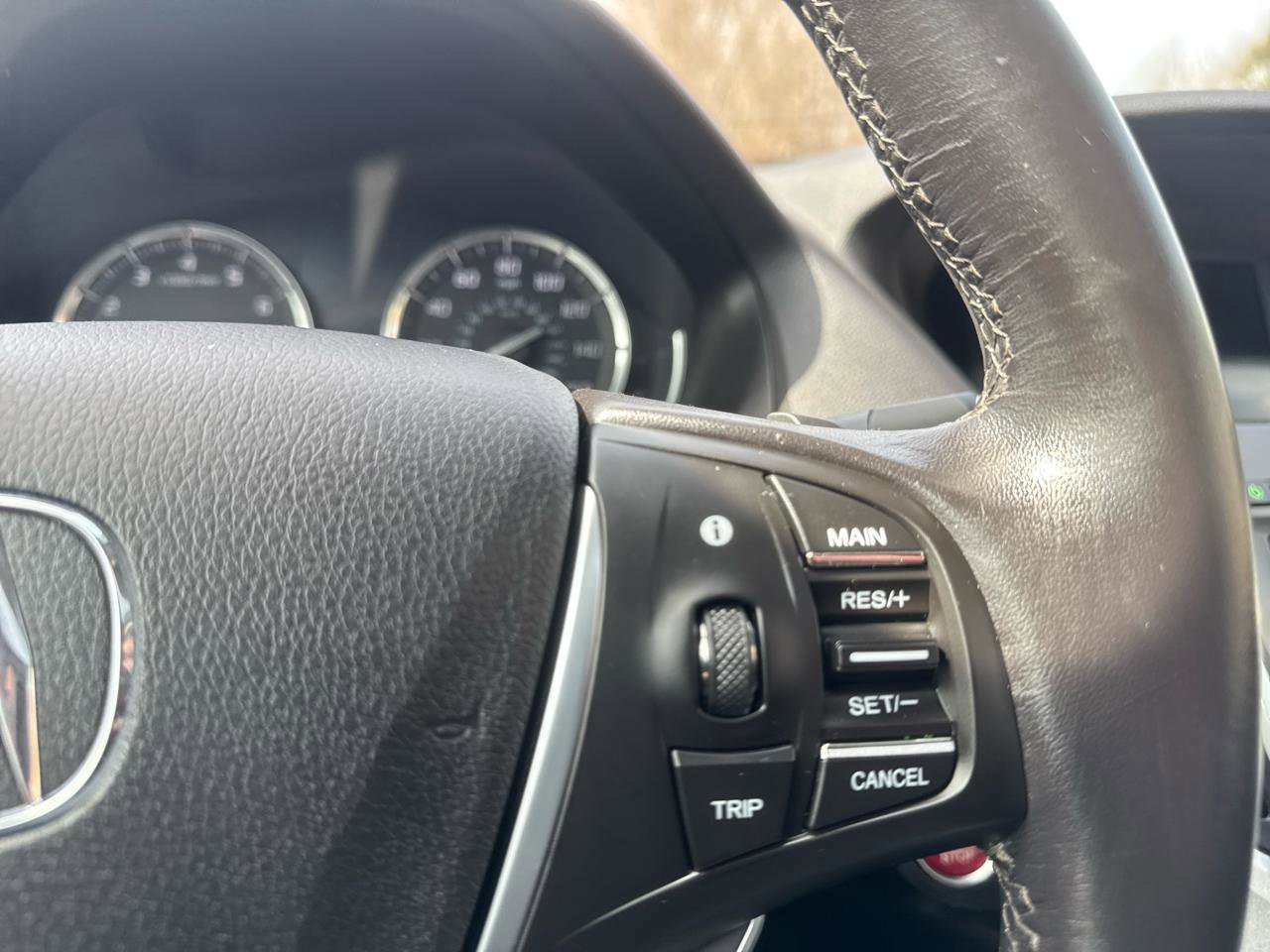 Used 2015 Acura TLX w/ Technology Package FWD image 33