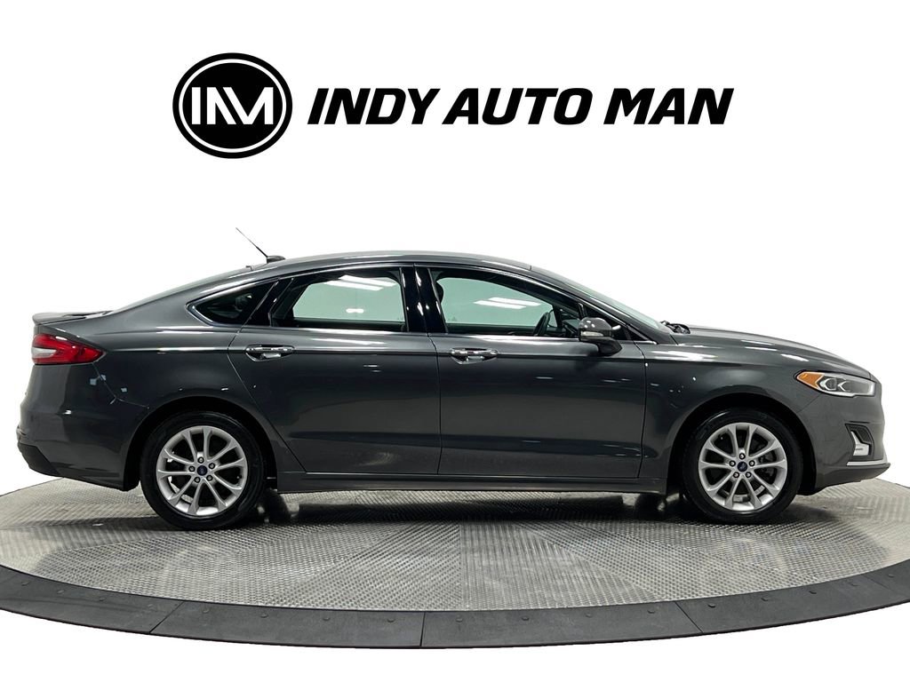 Used 2020 Ford Fusion Energi Titanium image 3