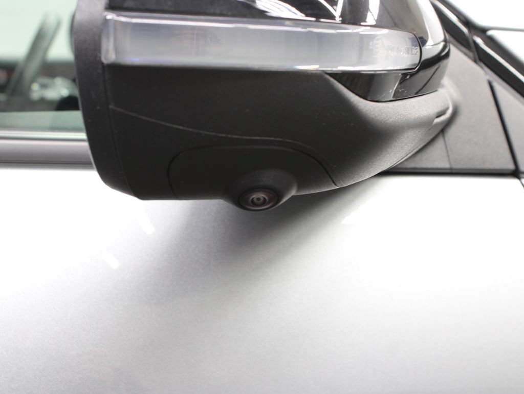 Used 2026 Chevrolet Traverse RS AWD/4WD image 61