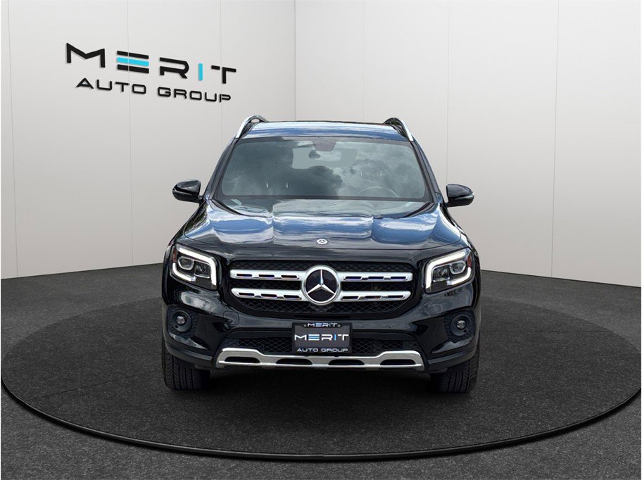 Used 2020 Mercedes-Benz GLB 250 4MATIC w/ Premium Package image 3