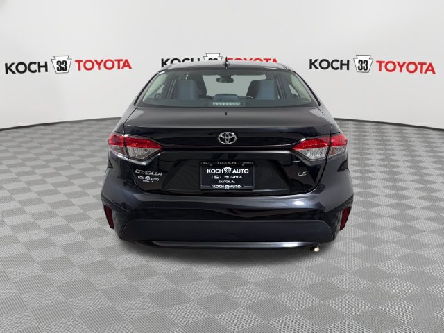 Used 2022 Toyota Corolla LE FWD image 7