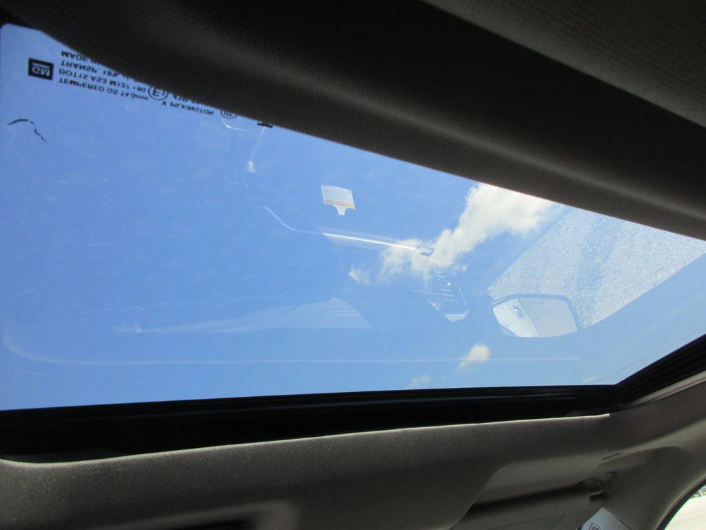 New 2026 GMC Sierra 1500 SLT w/ SLT Premium Plus Package image 14