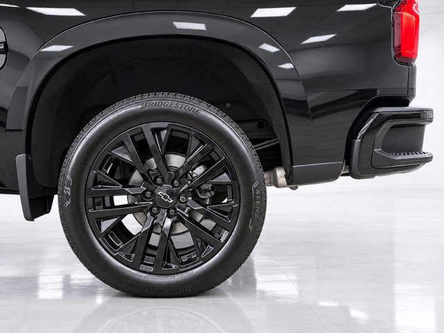 Used 2022 Chevrolet Silverado 1500 RST w/ Rally Edition AWD/4WD image 12