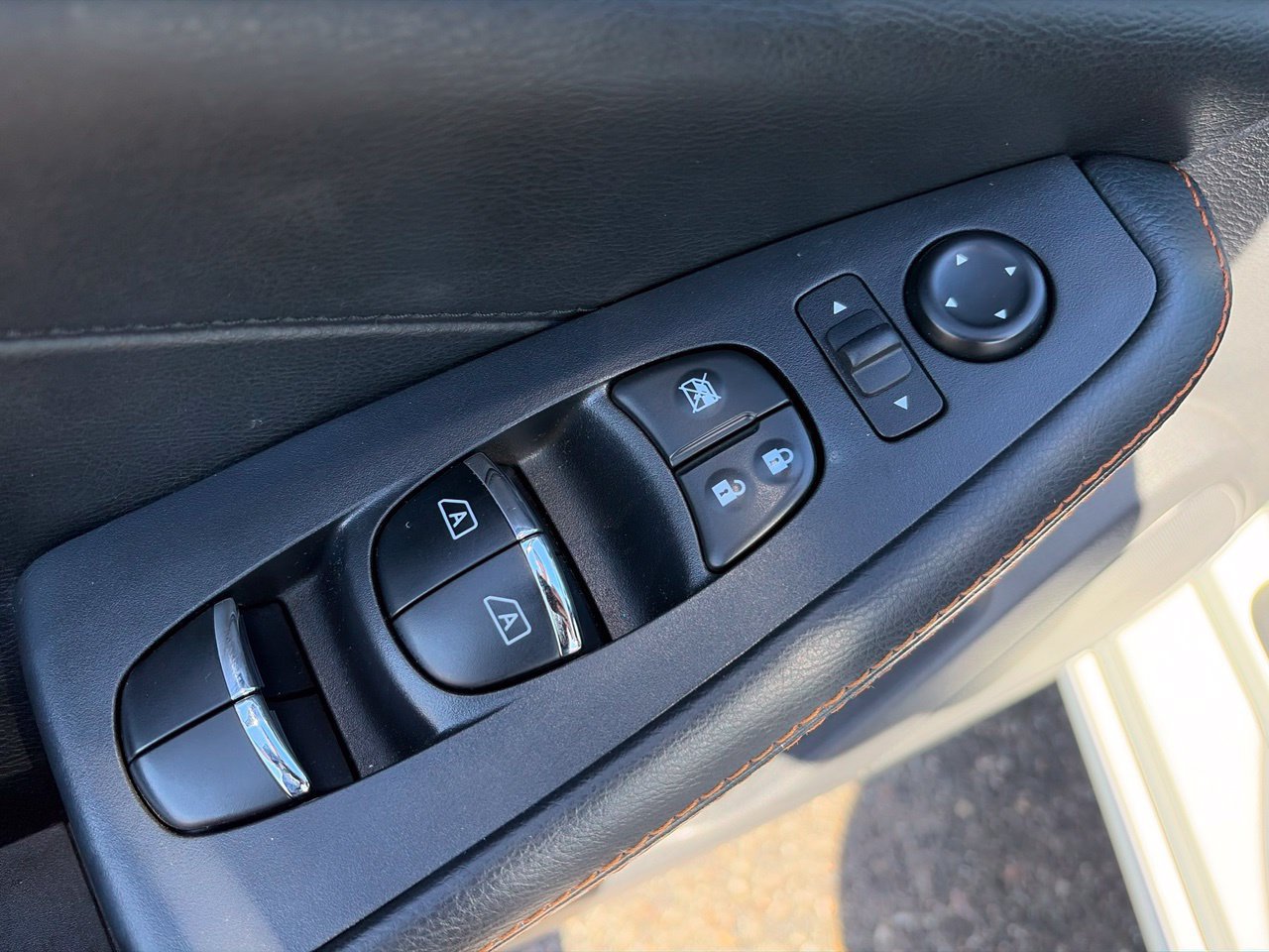 Certified 2021 Nissan Maxima SR w/ Sport Mat Group FWD image 21