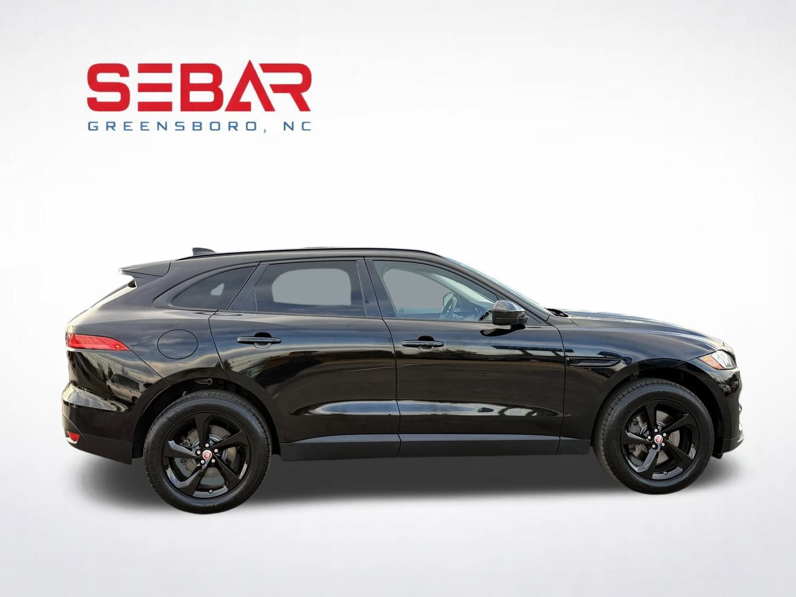 Used 2018 Jaguar F-PACE Premium image 6