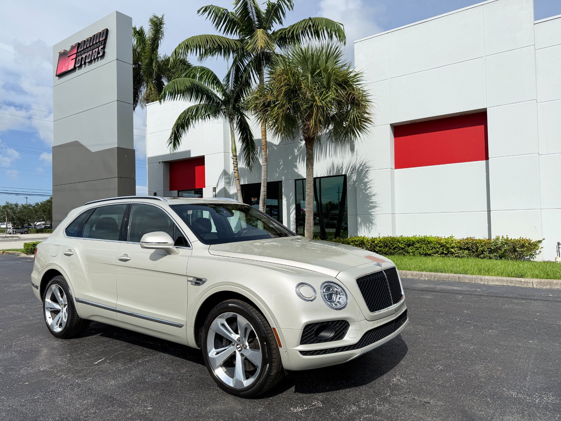 Used 2019 Bentley Bentayga