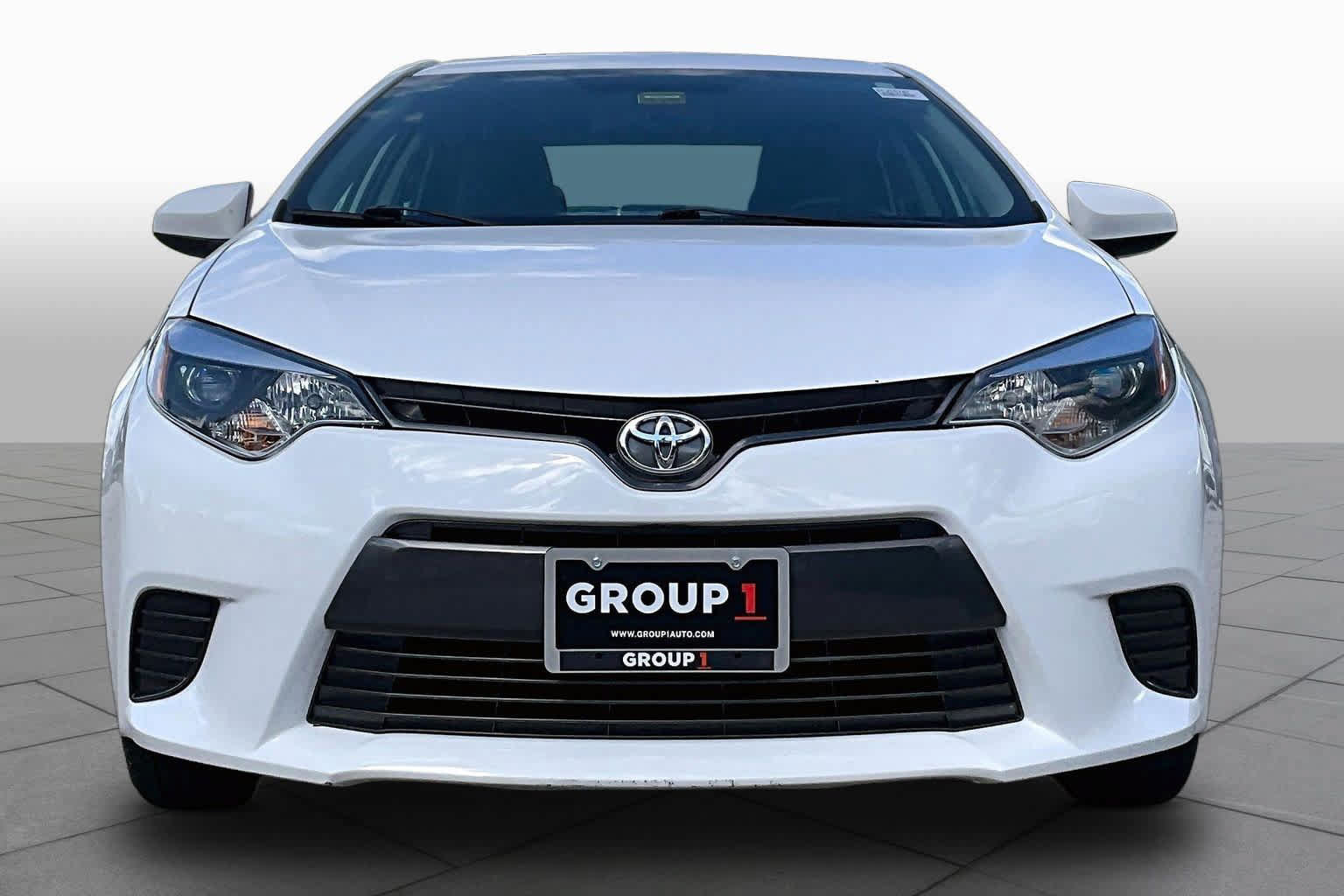 Used 2015 Toyota Corolla LE FWD image 4