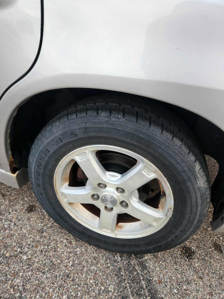 Used 2005 Chevrolet Impala LS w/ Sun And Sound Package image 25