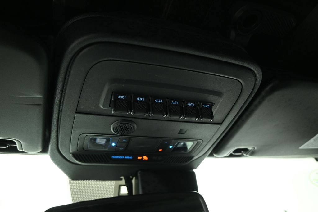 Certified 2022 Ford Bronco Everglades AWD/4WD image 18